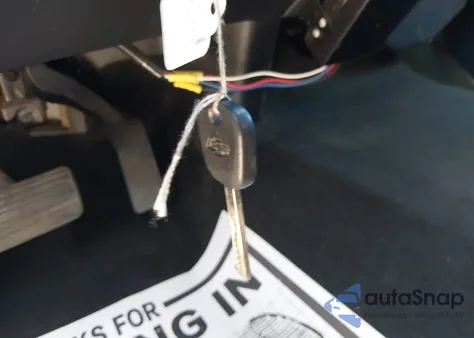 2018 Chevrolet Silverado 1500 Custom из США, поврежденный, VIN 3GCPCPECXJG348435